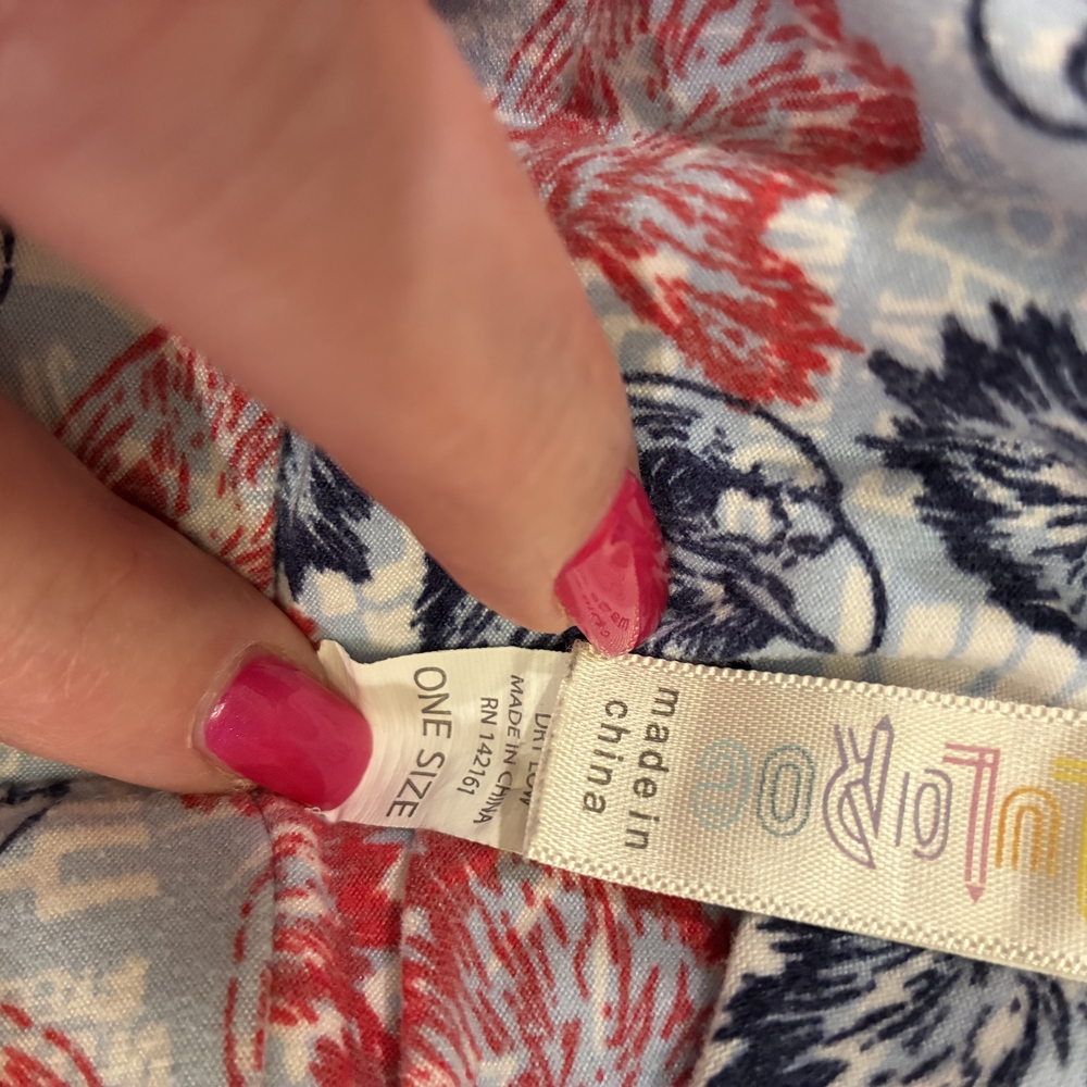 LuLaRoe Red and Blue Leaf Pattern Leggings - Picture 3 of 4